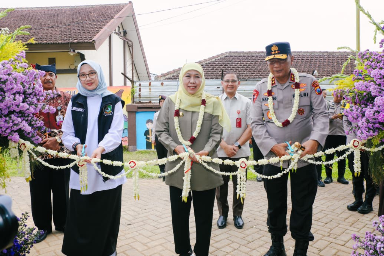 Gubernur Khofifah dan Kapolda Jatim Resmikan Gedung Sarpras SMAN 2 Taruna Bhayangkara