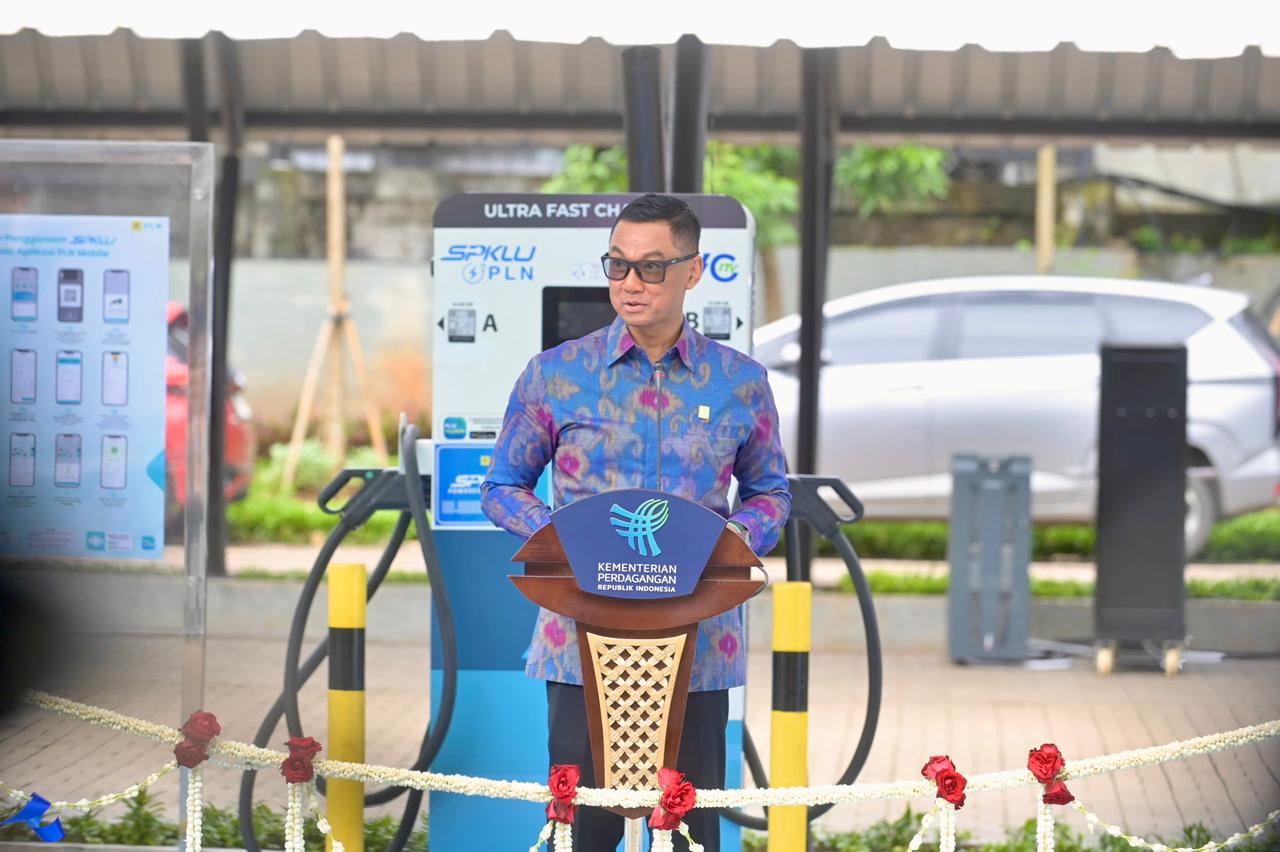 PLN dan Kemendag Resmikan SPKLU Ultra Fast Charging, Dukung Percepatan Ekosistem Mobil Listrik