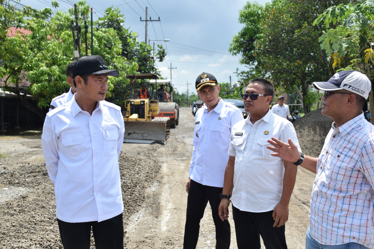 Sidak Ruas Plembon-Sugio, Pak Yes Pastikan Proyek Jamula Berjalan Sesuai Jadwal
