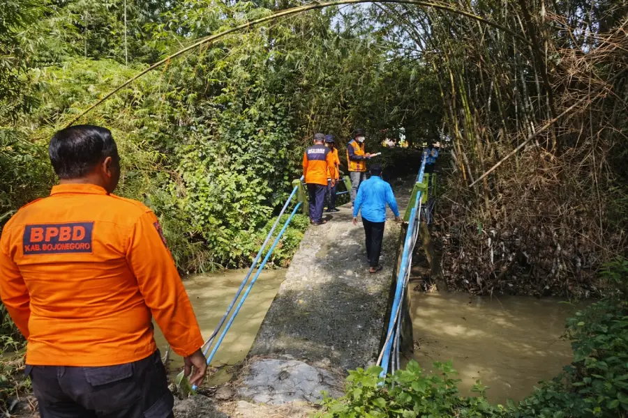Akses Wotan–Sambongrejo Lumpuh, Jembatan Antar Desa di Bojonegoro Putus Akibat Erosi