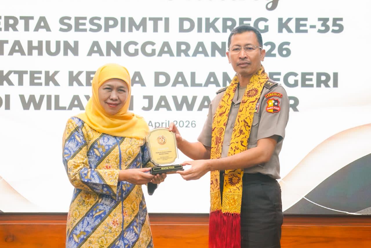 Gubernur Khofifah Terima Kunjungan Peserta SESPIMTI Lemdiklat POLRI  di Grahadi