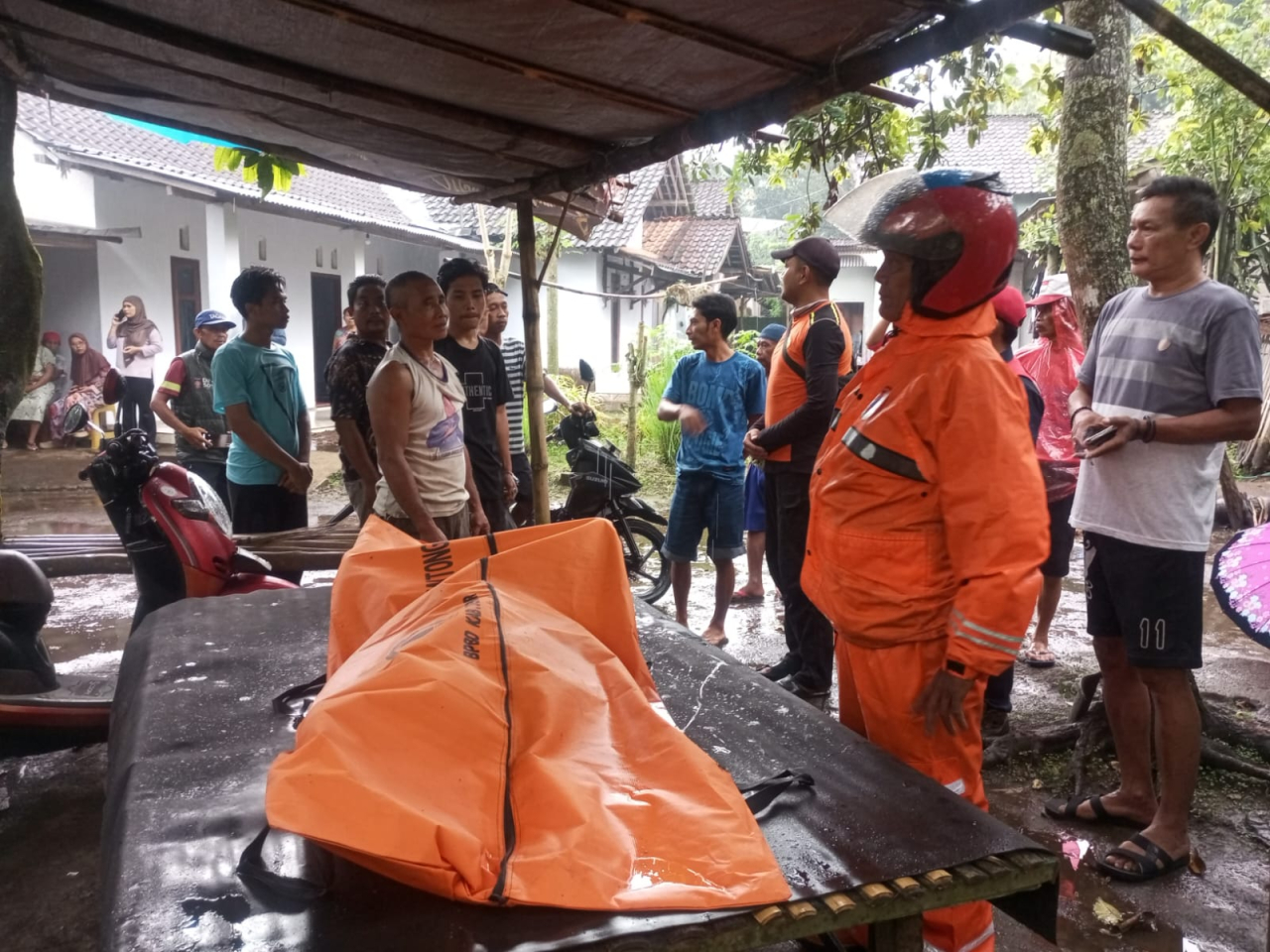 Hanyut 5 Hari, Pria Asal Banyuwangi Ditemukan Meninggal  di Sungai Jember