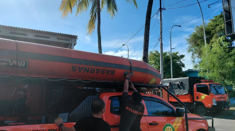 Nelayan Jember Hilang Tersapu Ombak Pantai Watu Ulo