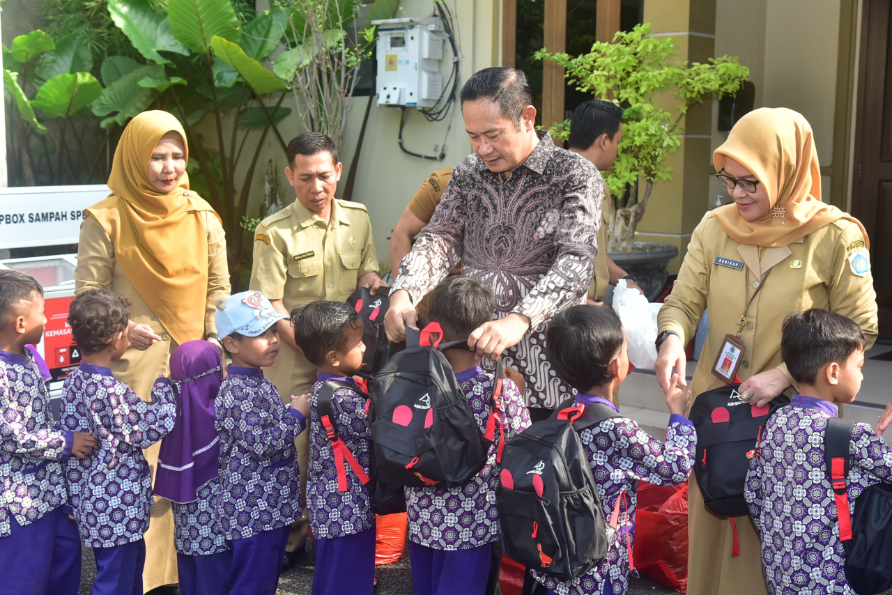 Lewat Program PAUD Lentera, Anak Usia Dini di Lamongan Diajak Kenali Sosok Pemimpin Inspiratif