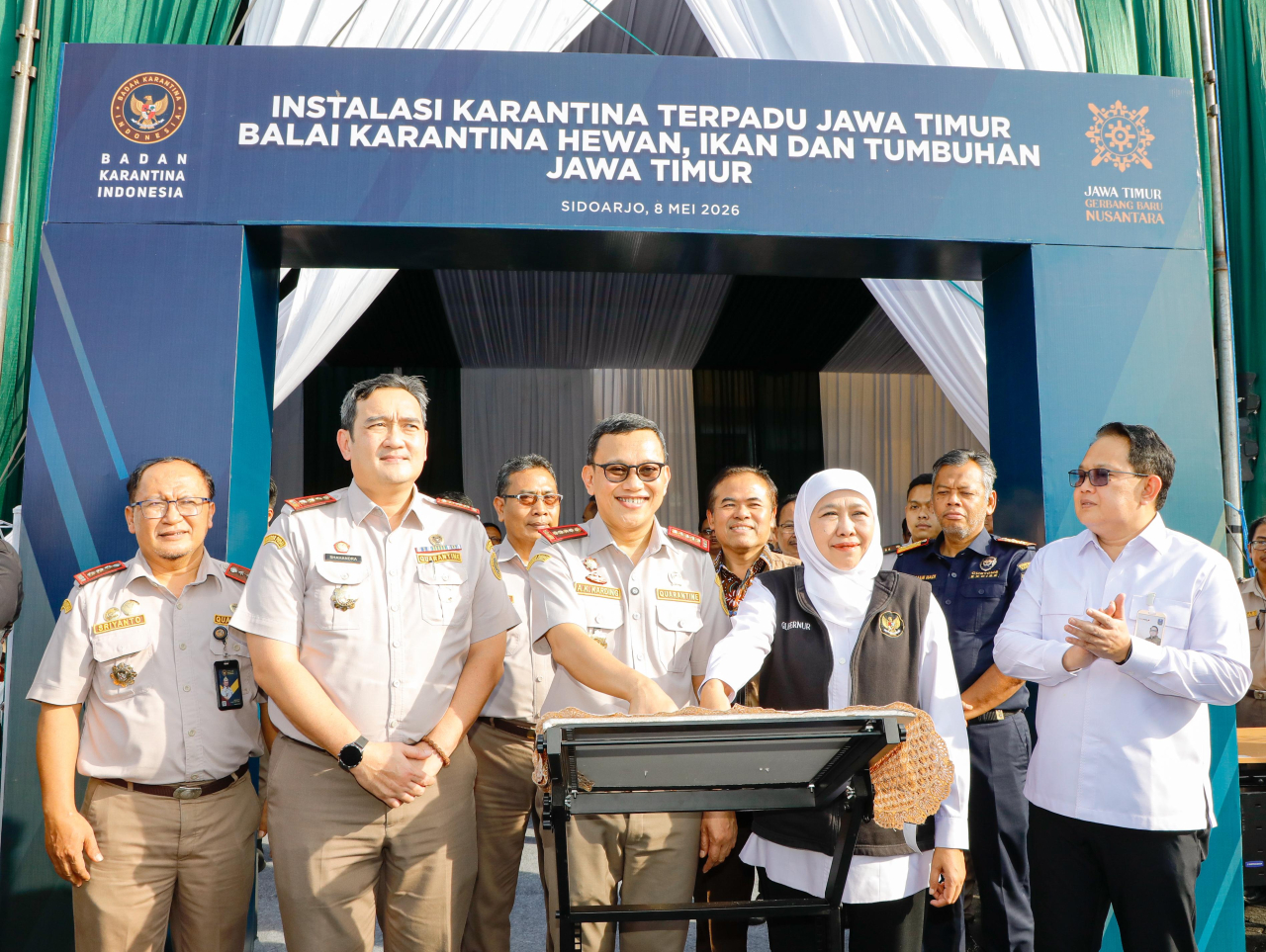 Pertama di Indonesia, Khofifah Resmikan Karantina Terpadu Jatim: Hub Logistik Penguat Gerbang Baru Nusantara