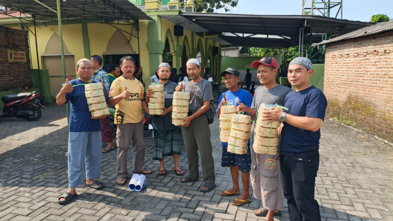 PT SGN & MKSO Salurkan 105 Ekor Sapi dan 229 Ekor Kambing pada Iduladha 1447 H