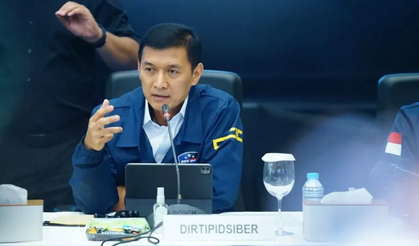 Mabes Polri Tangkap WNI Buronan Interpol di Bandara Soetta