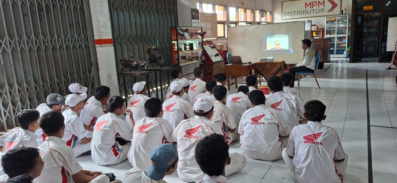 MPM Connect Jadi Sarana Upgrade Skill Siswa SMK TSM Honda Binaan MPM Honda Jatim