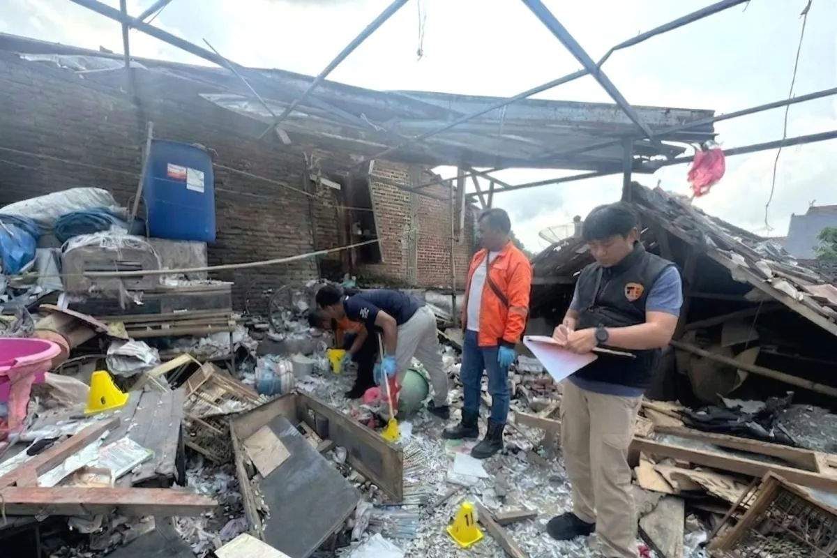 Ledakan Dahsyat di Rumah Warga Malang Tewaskan Pemilik Rumah, Polisi Temukan Ember Mencurigakan