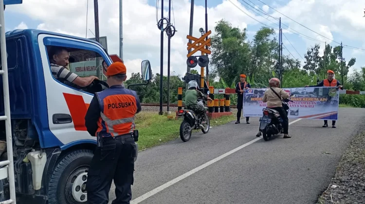 KAI Properti Buka Rekrutmen Penjaga Perlintasan 2026, Lulusan SMA/SMK Bisa Daftar