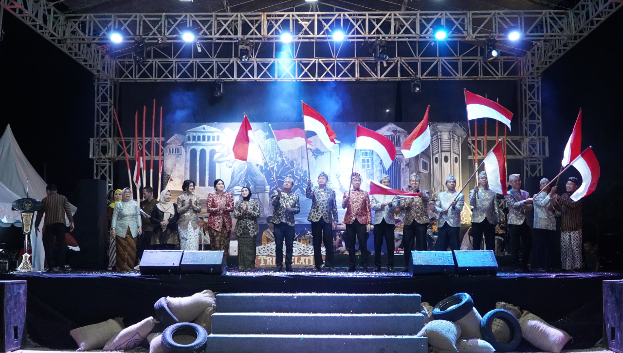 Resmi Dibuka Pak Yes, Lamongan Tempo Doeloe 2026 Padukan Layanan Publik, Produk Unggulan, dan Nuansa Perjuangan
