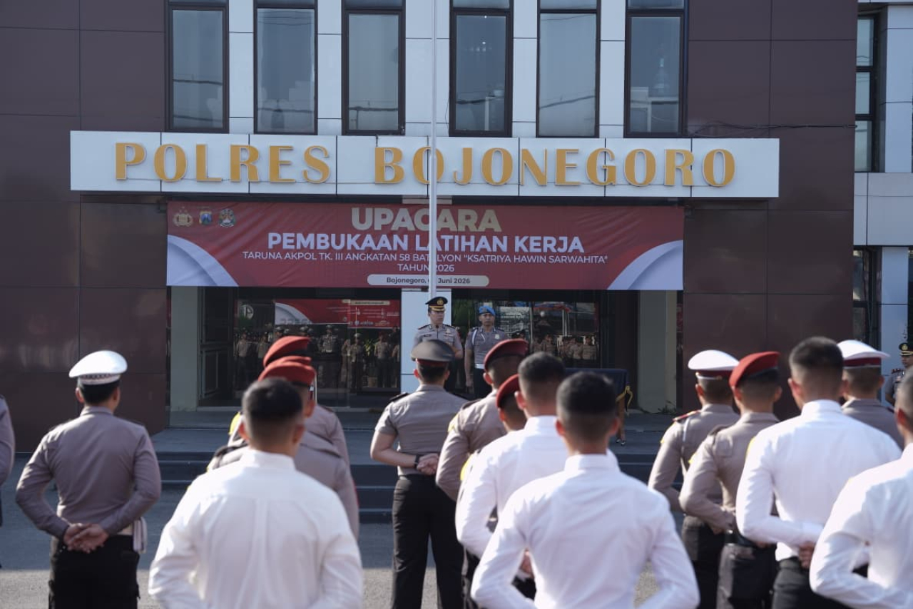 11 Taruna Akpol Mulai Latja di Polres Bojonegoro, Kapolres Tekankan Disiplin dan Penguatan Kompetensi