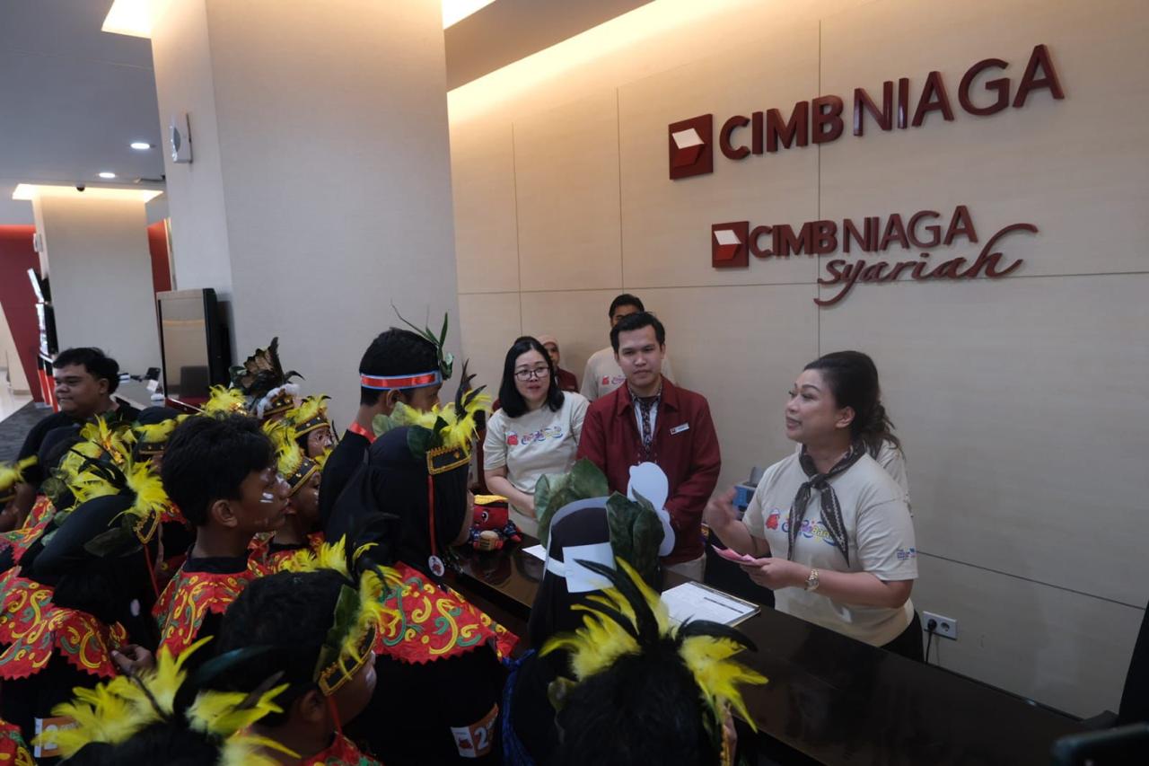 CIMB Niaga Edukasi 250 Siswa Lewat Tour de Bank, Dukung Bulan Literasi Keuangan OJK 2026