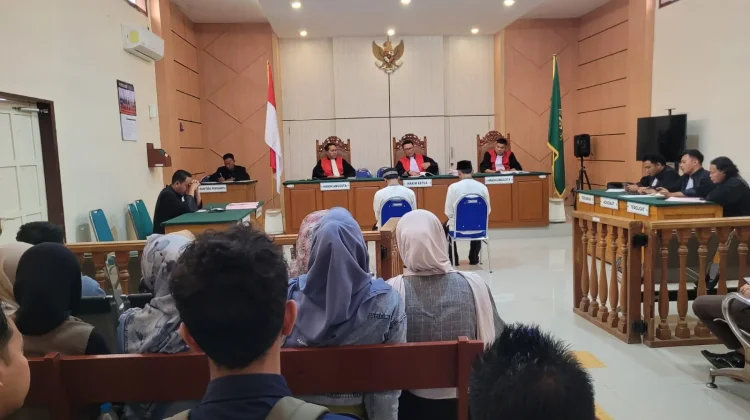 Dua Pemilik Masih Buron, Hakim PN Situbondo Kembalikan Barang Bukti BBM 42 Ton ke Jaksa