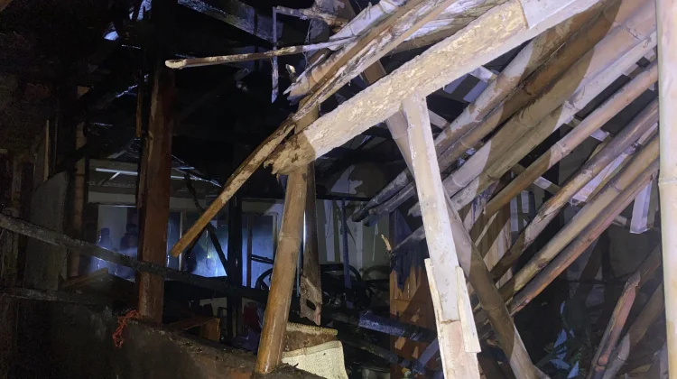 Tiga Rumah di Bondowoso Ludes Terbakar, Kerugian Ditaksir Rp100 Juta