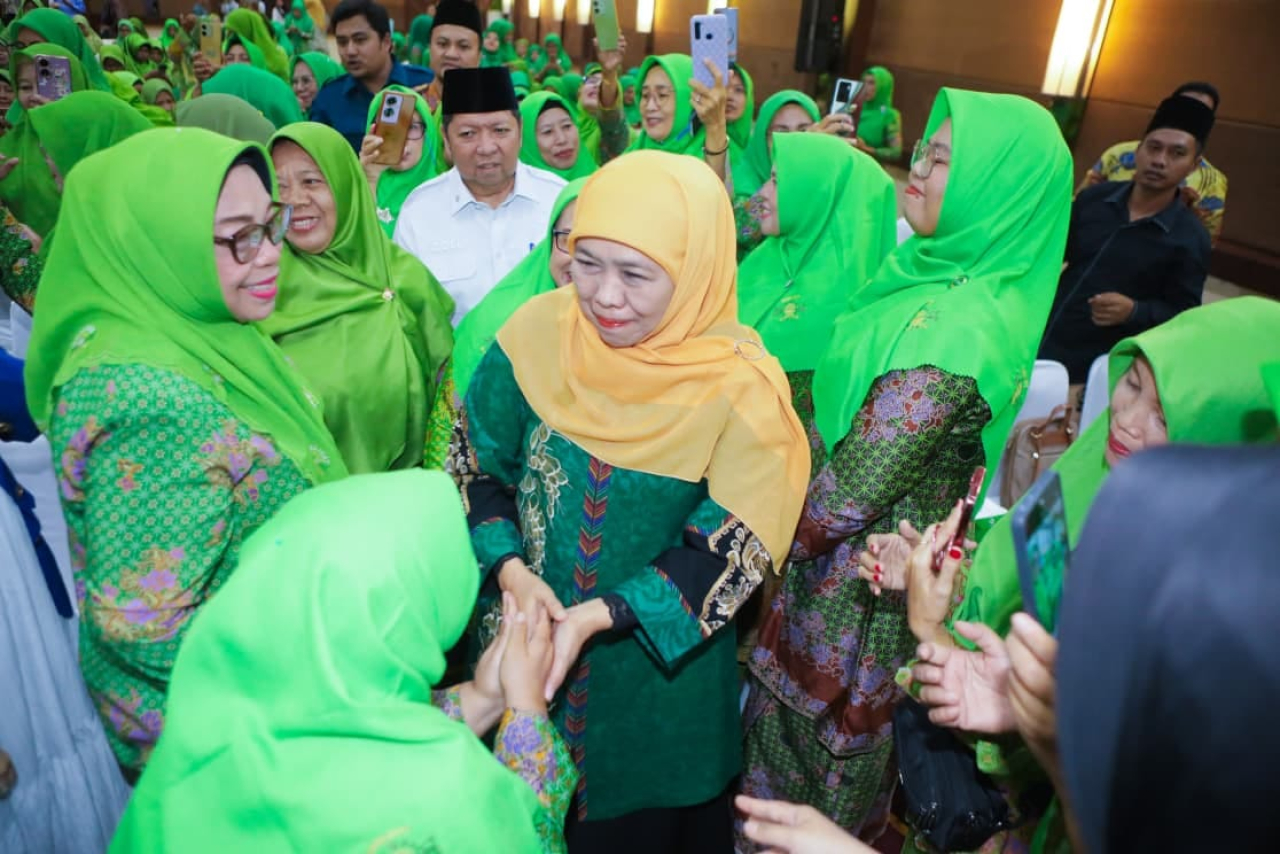 Khofifah Saksikan Muslimat NU Riau Deklarasikan 9 Imbauan Perdamaian Dunia untuk PBB