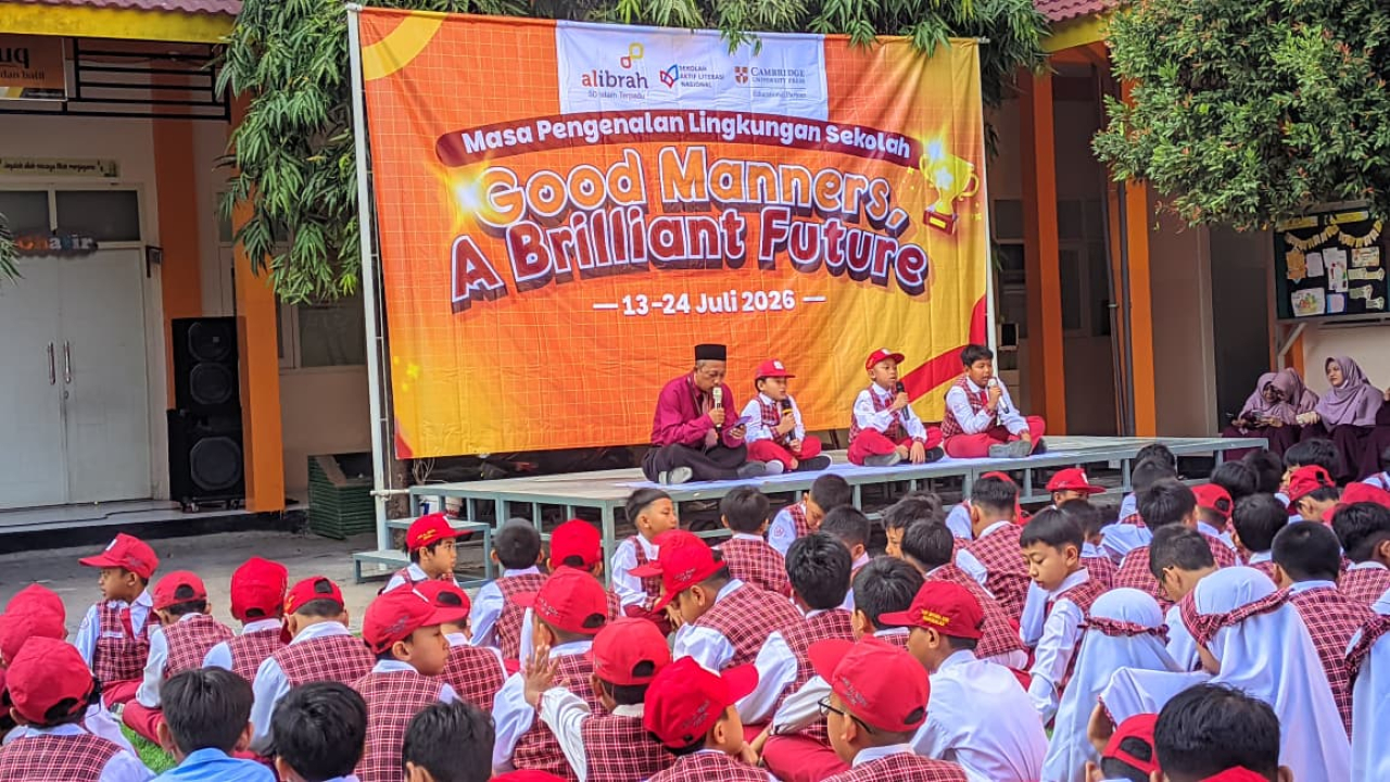 Hari Pertama MPLS SDIT Al Ibrah Gresik: Usung Tema "Good Manner, A Brilliant Future"