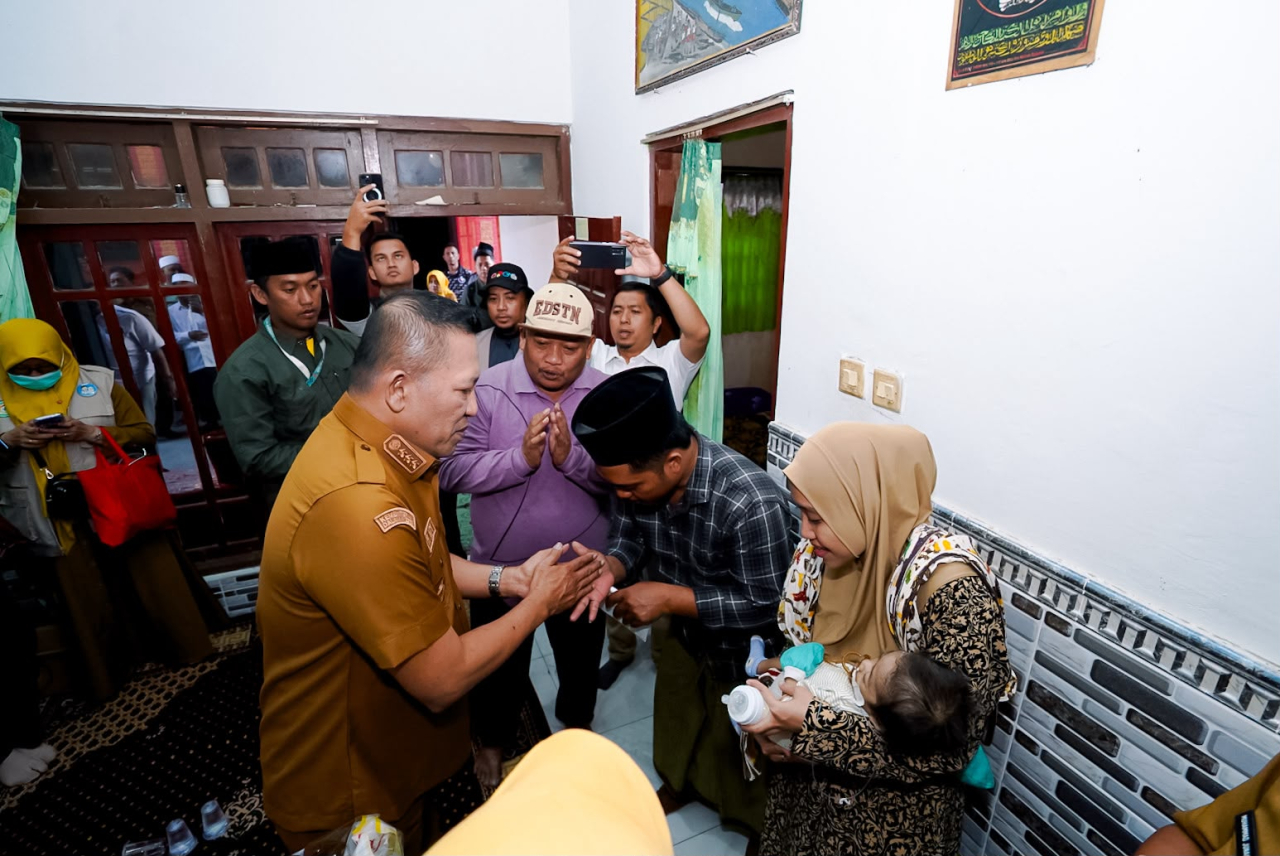 Bupati Sampang Pastikan Penanganan Lansia dan Gizi Buruk Berjalan Optimal
