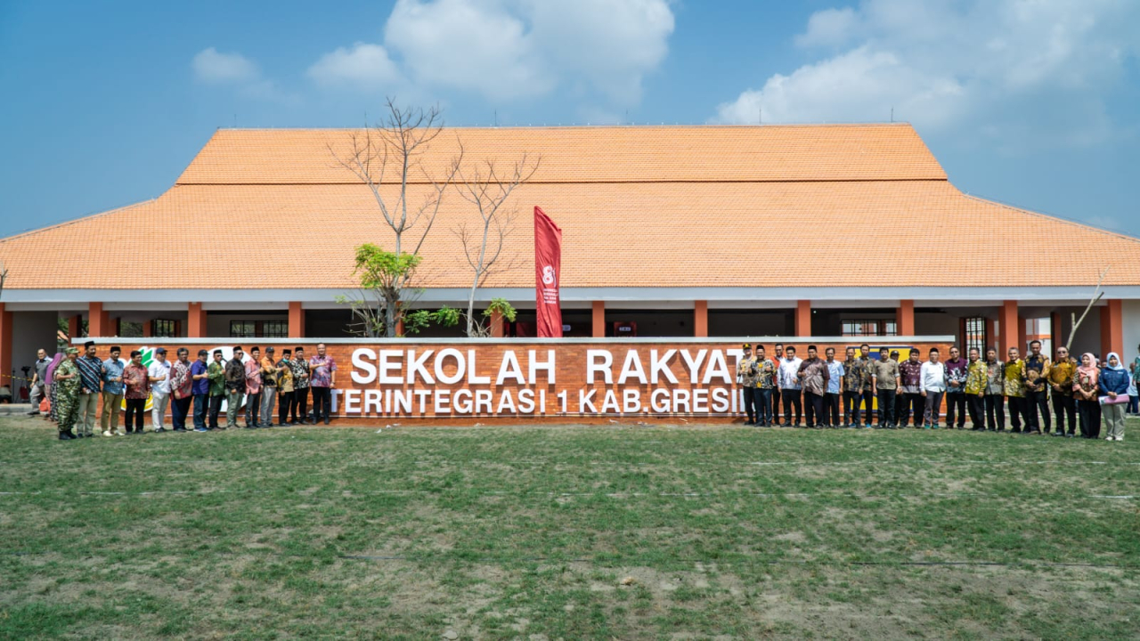 Bupati Gresik Resmikan MPLS Sekolah Rakyat Terintegrasi, 405 Siswa Siap Tempuh Pendidikan Gratis