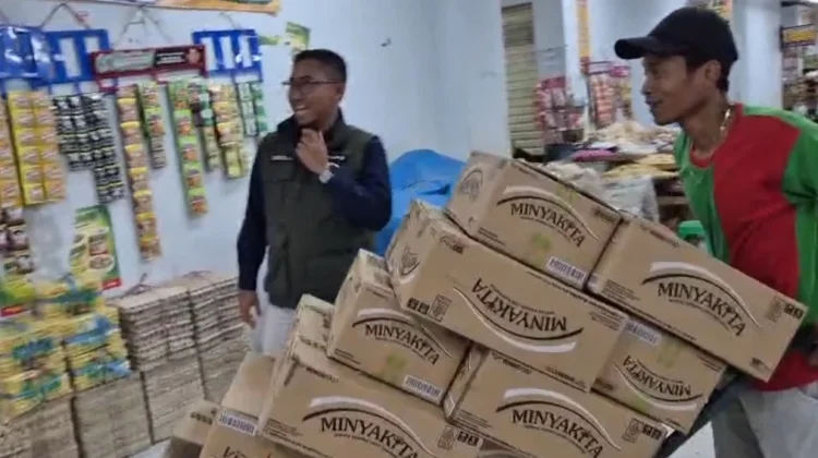 Bulog Ponorogo Minta Pedagang Eceran Jual MinyaKita Sesuai HET
