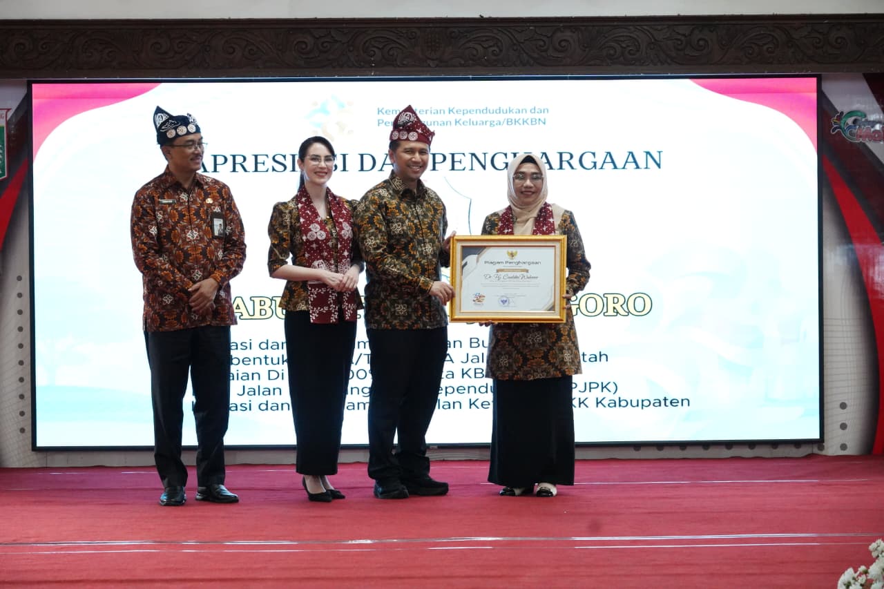 Hebat! Bojonegoro Raih Penghargaan Nasional atas Komitmen Cegah Stunting dan Bangun Keluarga Berkualitas