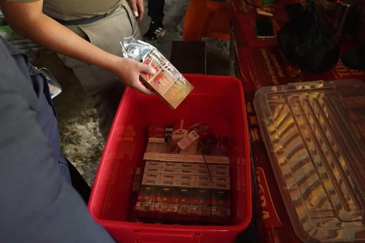 Bea Cukai dan Pemkab Lamongan Sita 9.108 Batang Rokok Ilegal
