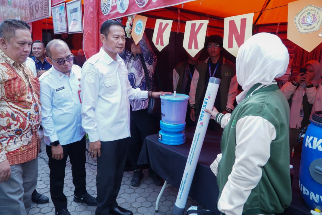 Tertarik Inovasi Mahasiswa KKN, Bupati Yes Minta Bapperida Inisiasi Gerakan Biopori di Lamongan