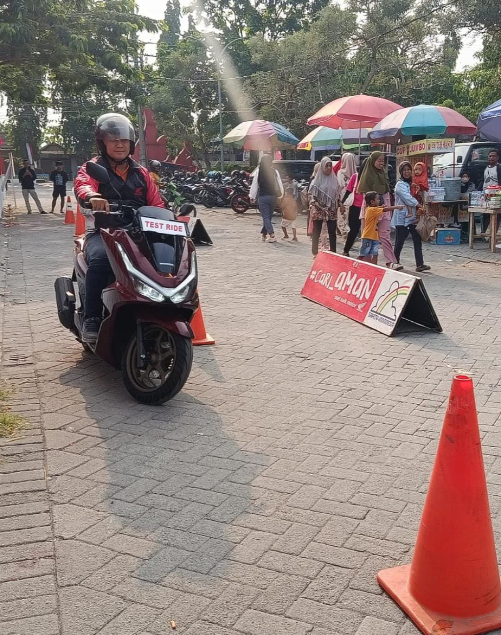 Gelar Honda AT Family Day di Bojonegoro, MPM Hati-Hati Manjakan Warga lewat Hiburan dan Promo Menarik