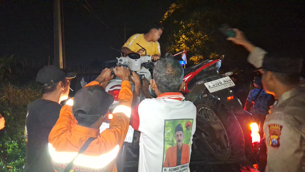 Kecelakaan Maut Scoopy Vs CB 150 R di Mojokerto, Tiga Orang Tewas