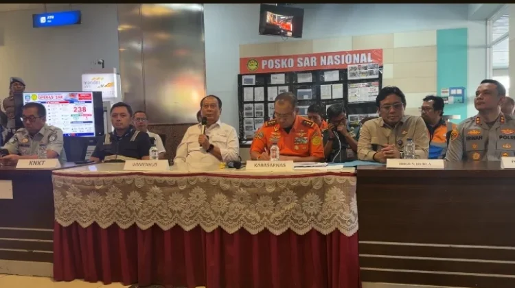 KNKT Fokus Cari Bangkai KMP Mutiara Sentosa II untuk Ungkap Penyebab Kebakaran